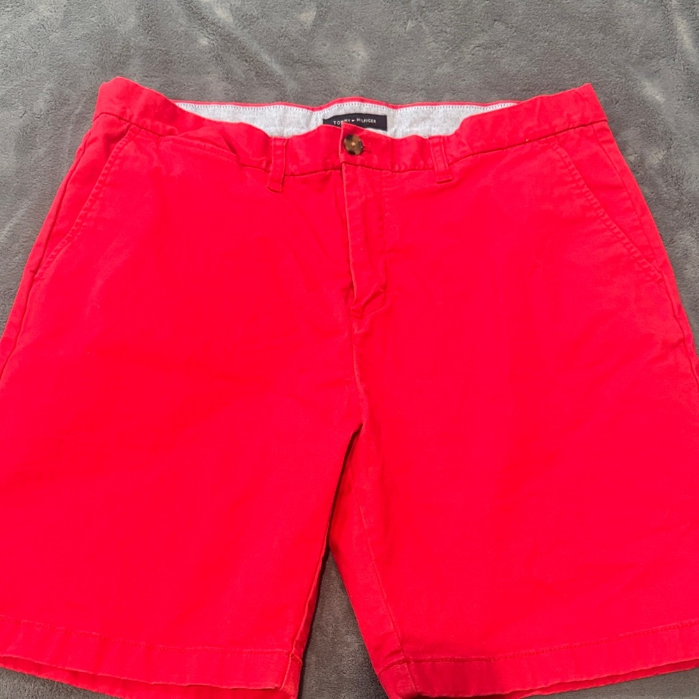 Tommy Hilfiger Bright Red Men's Shorts - Picture 1 of 1